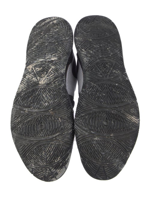 Nike Mesh Printed Athletic Sneakers