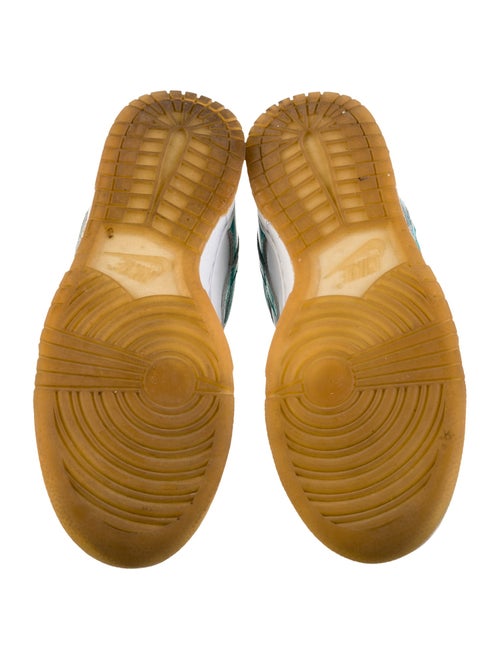 Nike Leather Colorblock Pattern Athletic Sneakers