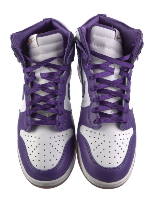 Nike Leather Colorblock Pattern Sneakers