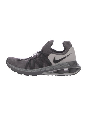 Nike Colorblock Pattern Athletic Sneakers