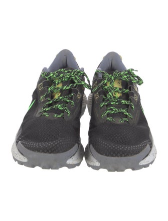 Nike Mesh Colorblock Pattern Athletic Sneakers