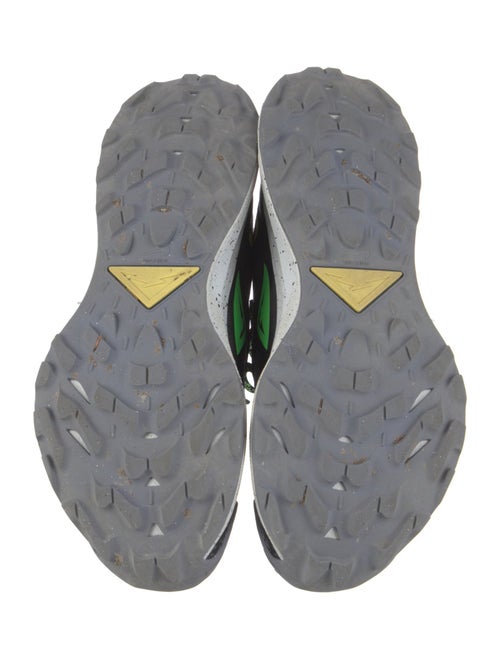 Nike Mesh Colorblock Pattern Athletic Sneakers