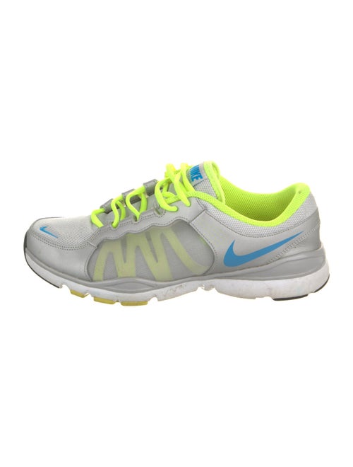 Nike Flex TR2 Athletic Sneakers