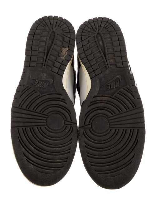 Nike Leather Colorblock Pattern Athletic Sneakers