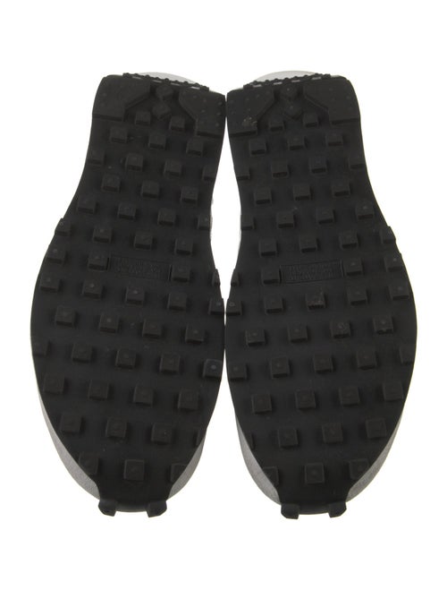 Nike Mesh Printed Athletic Sneakers