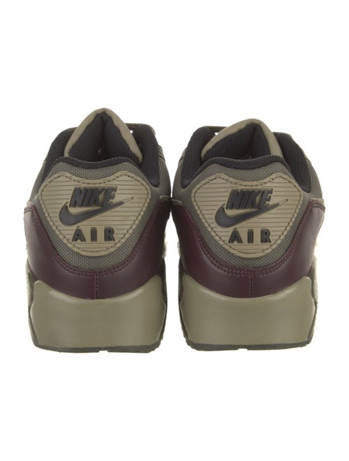 Nike Mesh Printed Athletic Sneakers