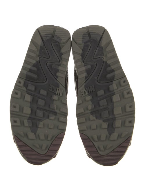 Nike Mesh Printed Athletic Sneakers