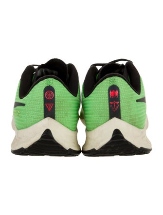 Nike Printed Athletic Sneakers