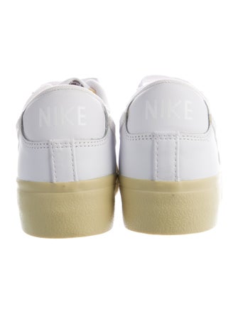 Nike Leather Colorblock Pattern Sneakers
