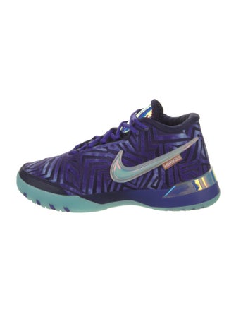 Nike Printed Athletic Sneakers