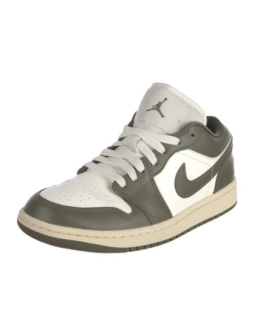 Nike Leather Colorblock Pattern Athletic Sneakers
