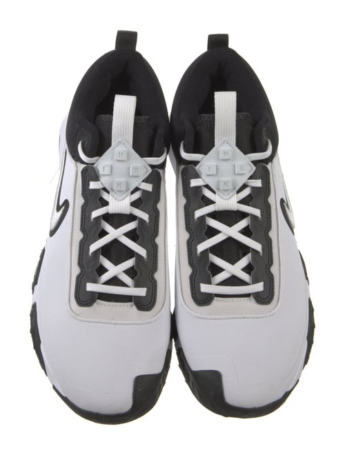 Nike Colorblock Pattern Embroidered Accent Athletic Sneakers