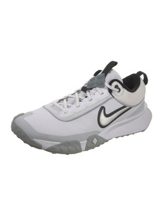 Nike Mesh Mesh Accents Athletic Sneakers