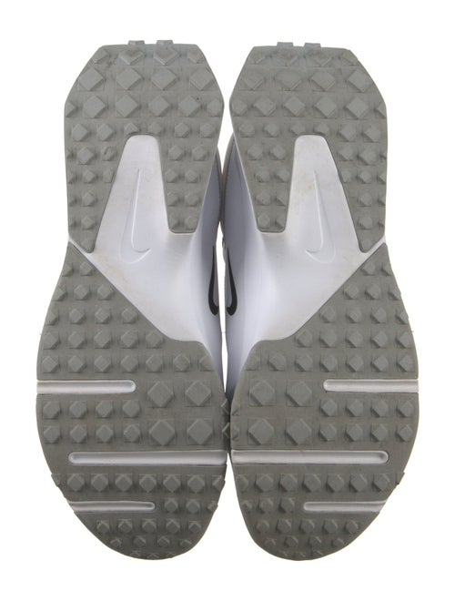 Nike Mesh Mesh Accents Athletic Sneakers