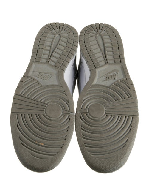 Nike Leather Colorblock Pattern Sneakers