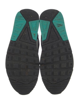 Nike Colorblock Pattern Athletic Sneakers