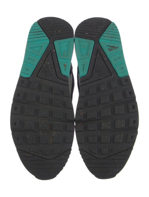 Nike Colorblock Pattern Athletic Sneakers