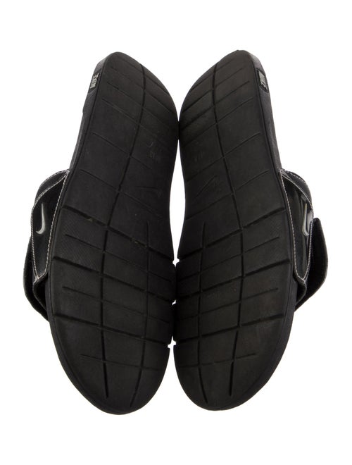 Nike Comfort Slide 2 Leather Slides