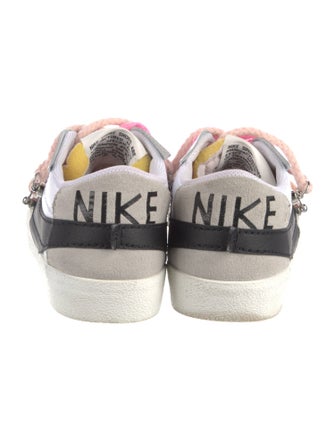 Nike Leather Colorblock Pattern Sneakers