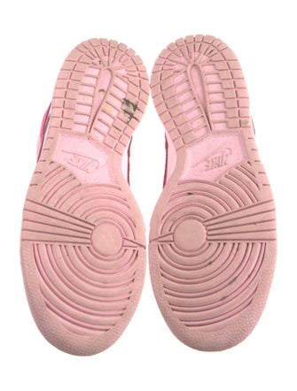 Nike Dunk Low (GS) 'Triple Pink'