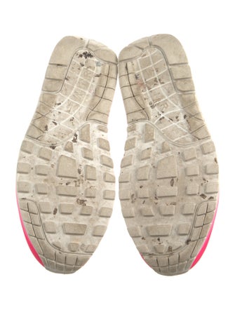 Nike Graphic Print Mesh Accents Athletic Sneakers