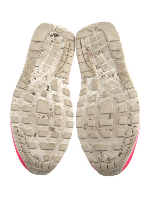 Nike Graphic Print Mesh Accents Athletic Sneakers