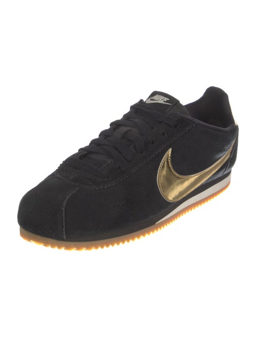Nike Cortez SE Classic Sneakers