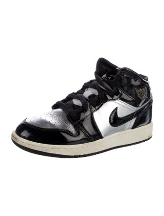 Nike Leather Colorblock Pattern Sneakers