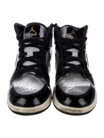 Nike Leather Colorblock Pattern Sneakers