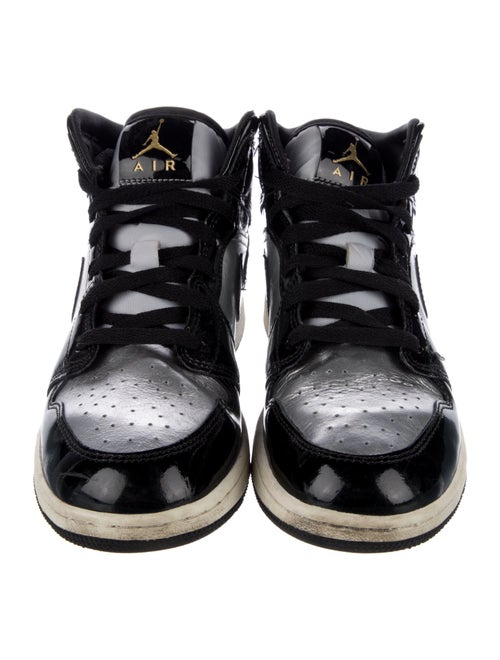 Nike Leather Colorblock Pattern Sneakers