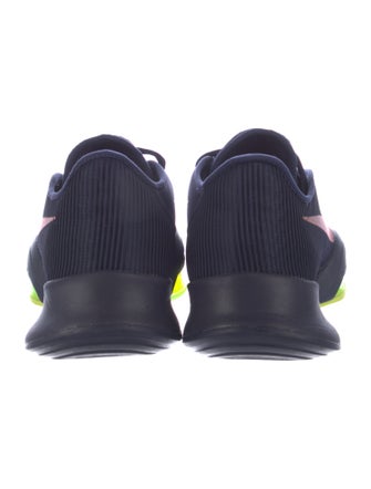 Nike Colorblock Pattern Athletic Sneakers