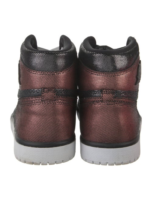 Nike Leather Colorblock Pattern Sneakers