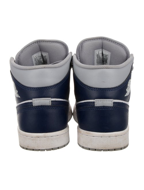 Nike Leather Colorblock Pattern Sneakers