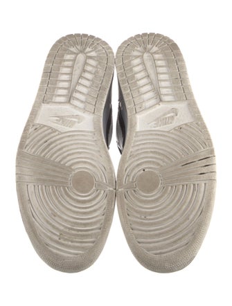 Nike Leather Colorblock Pattern Sneakers