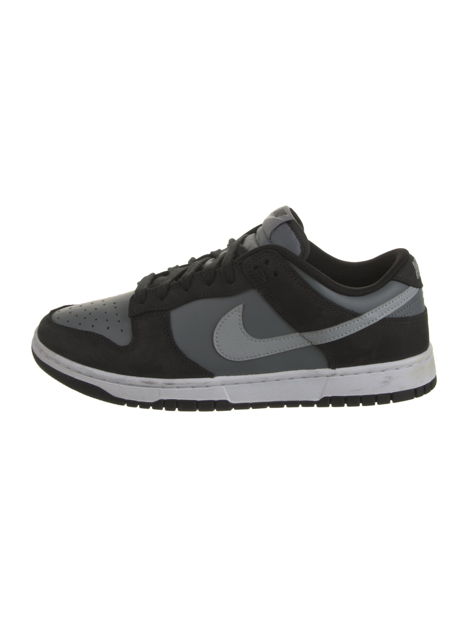Nike Leather Colorblock Pattern Sneakers