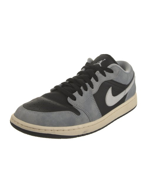 Nike Leather Colorblock Pattern Sneakers