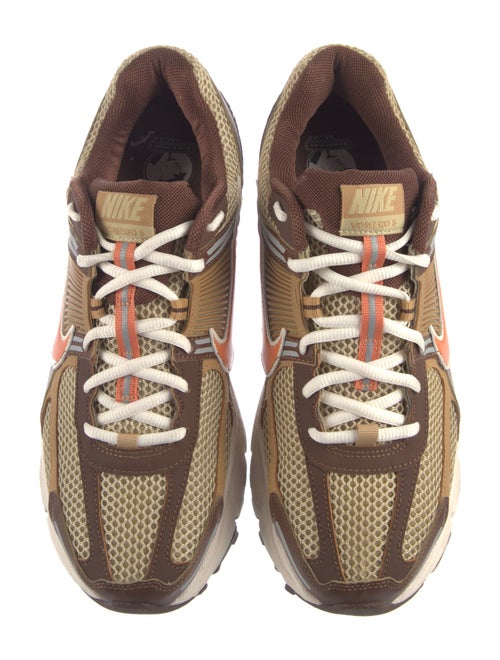 Nike Mesh Printed Athletic Sneakers