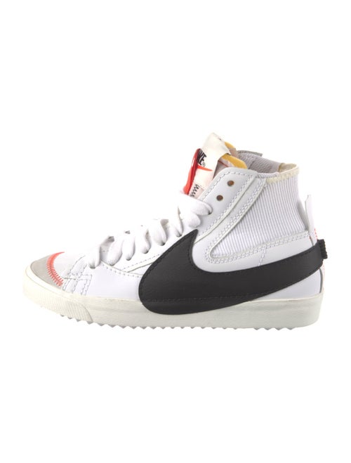 Nike Leather Colorblock Pattern Sneakers