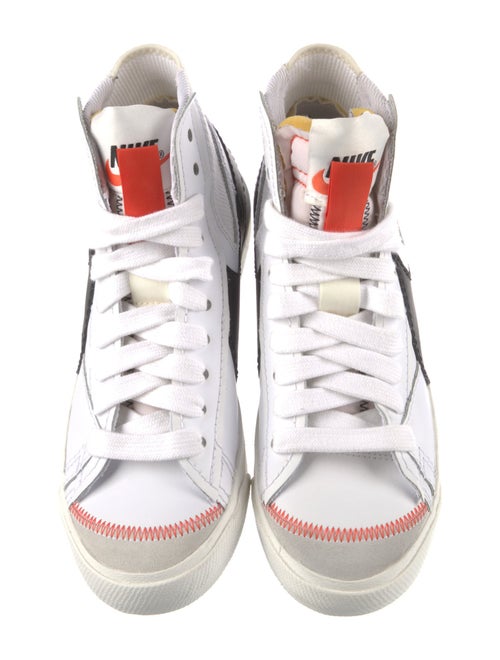Nike Leather Colorblock Pattern Sneakers