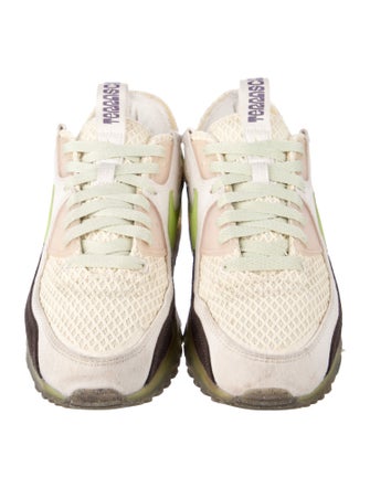 Nike Mesh Colorblock Pattern Athletic Sneakers