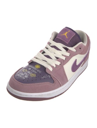 Nike Suede Colorblock Pattern Sneakers