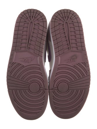 Nike Suede Colorblock Pattern Sneakers