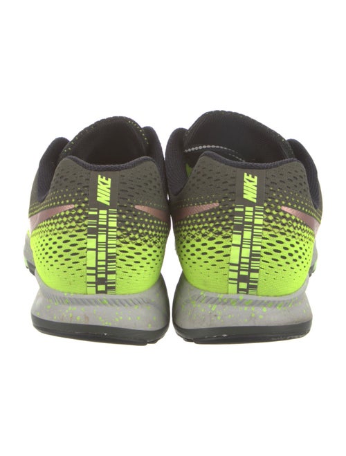 Nike Mesh Printed Athletic Sneakers