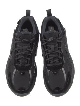 Nike Mesh Printed Athletic Sneakers