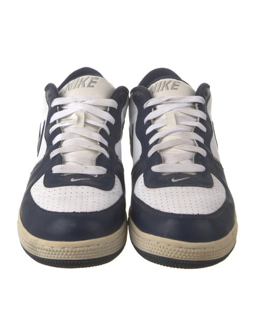 Nike Leather Colorblock Pattern Athletic Sneakers