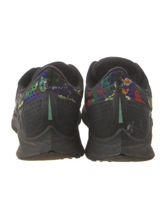 Nike Mesh Floral Print Athletic Sneakers