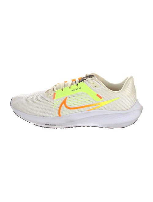 Nike Mesh Printed Athletic Sneakers