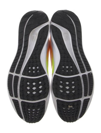 Nike Mesh Printed Athletic Sneakers