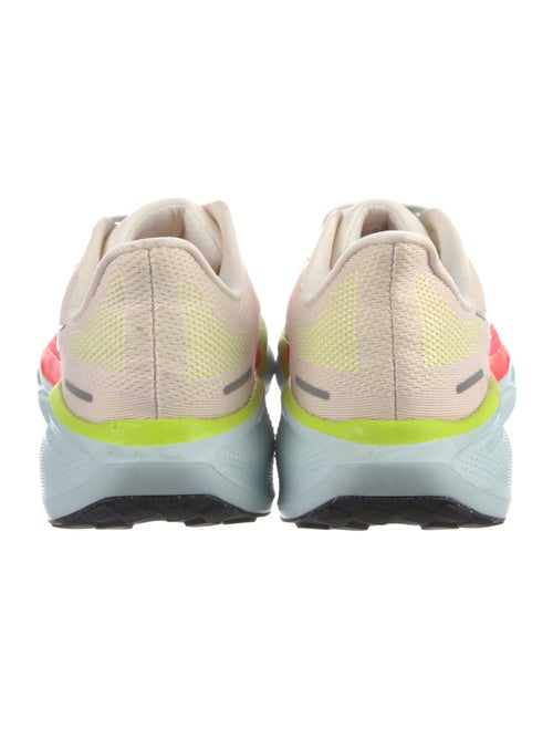 Nike Mesh Printed Athletic Sneakers