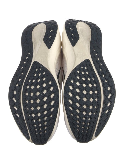 Nike Mesh Printed Athletic Sneakers